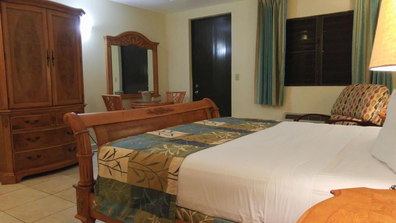 Fajardo Inn Exterior photo